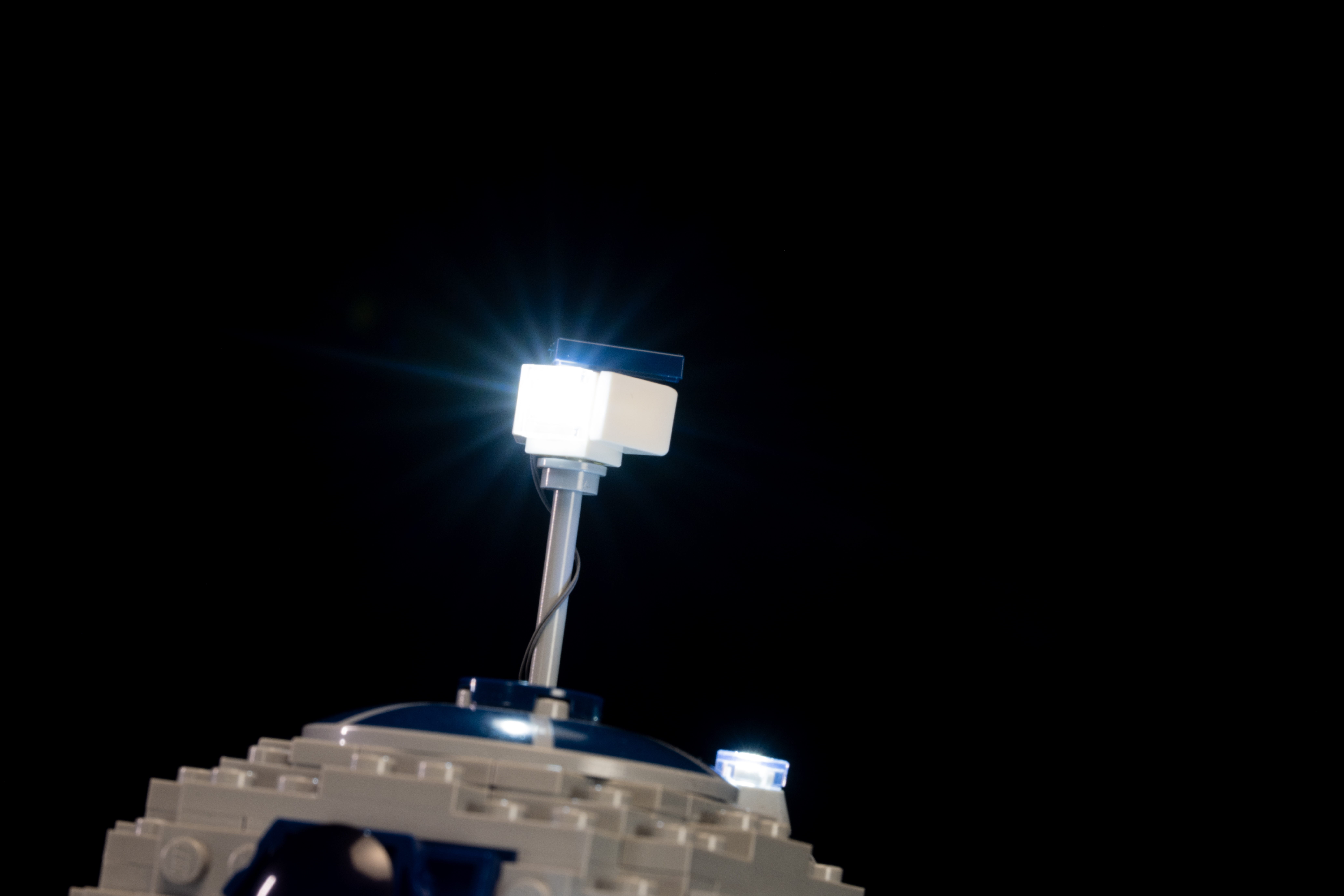 Lighting kits for R2-D2