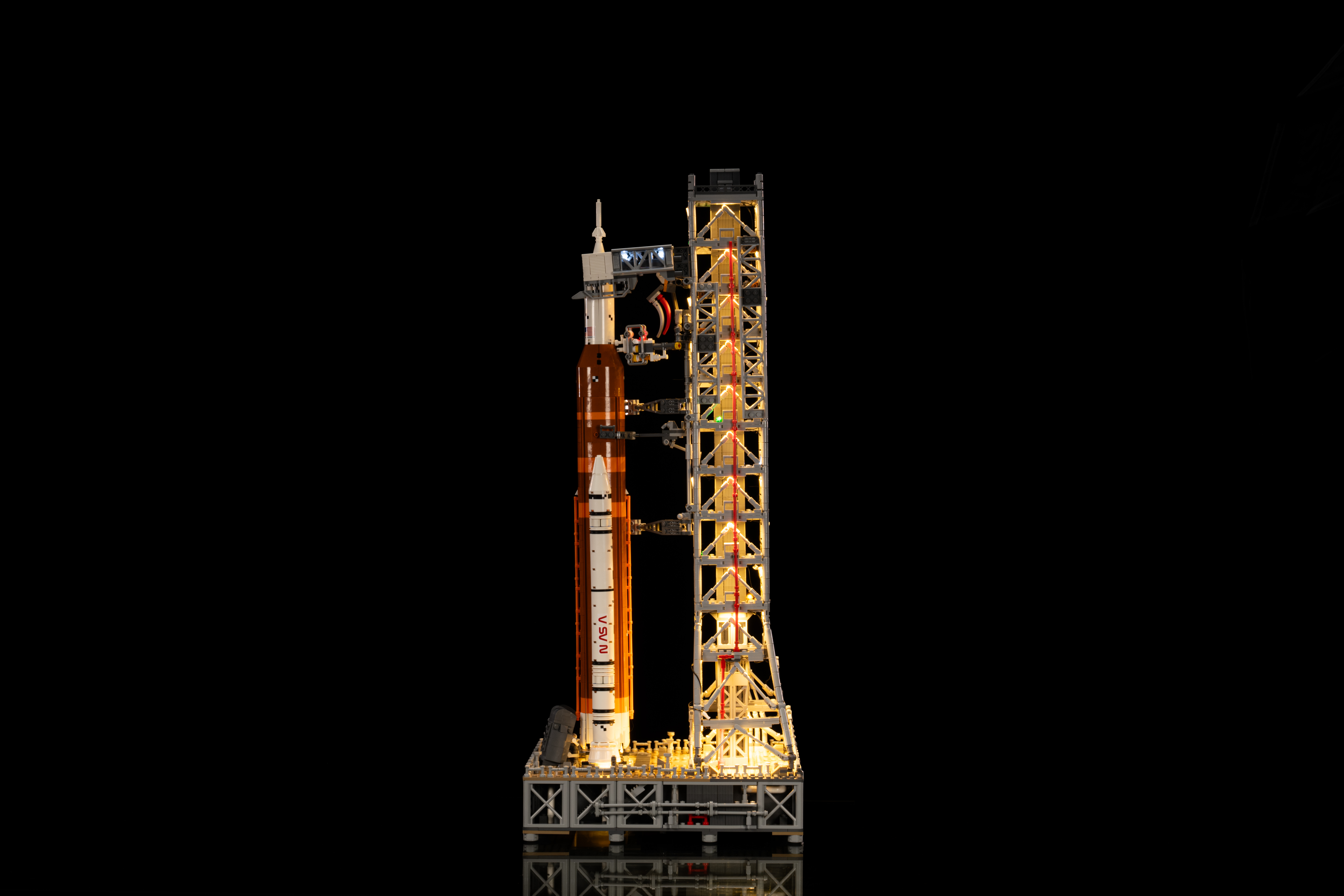 乐高10341NASA 阿尔忒弥斯太空发射系统适配灯光组件