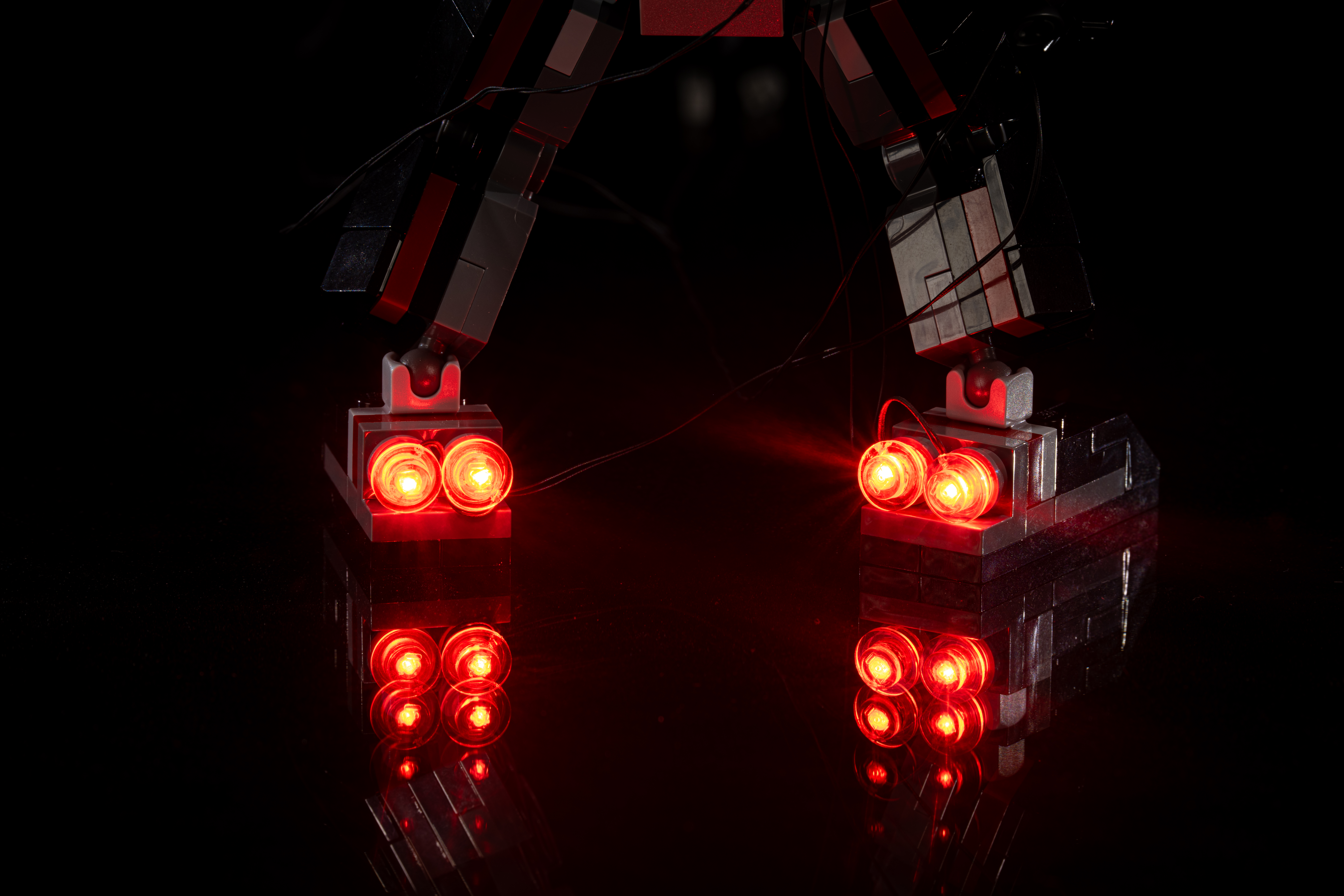 Lighting kits for Darth Vader™ Mech