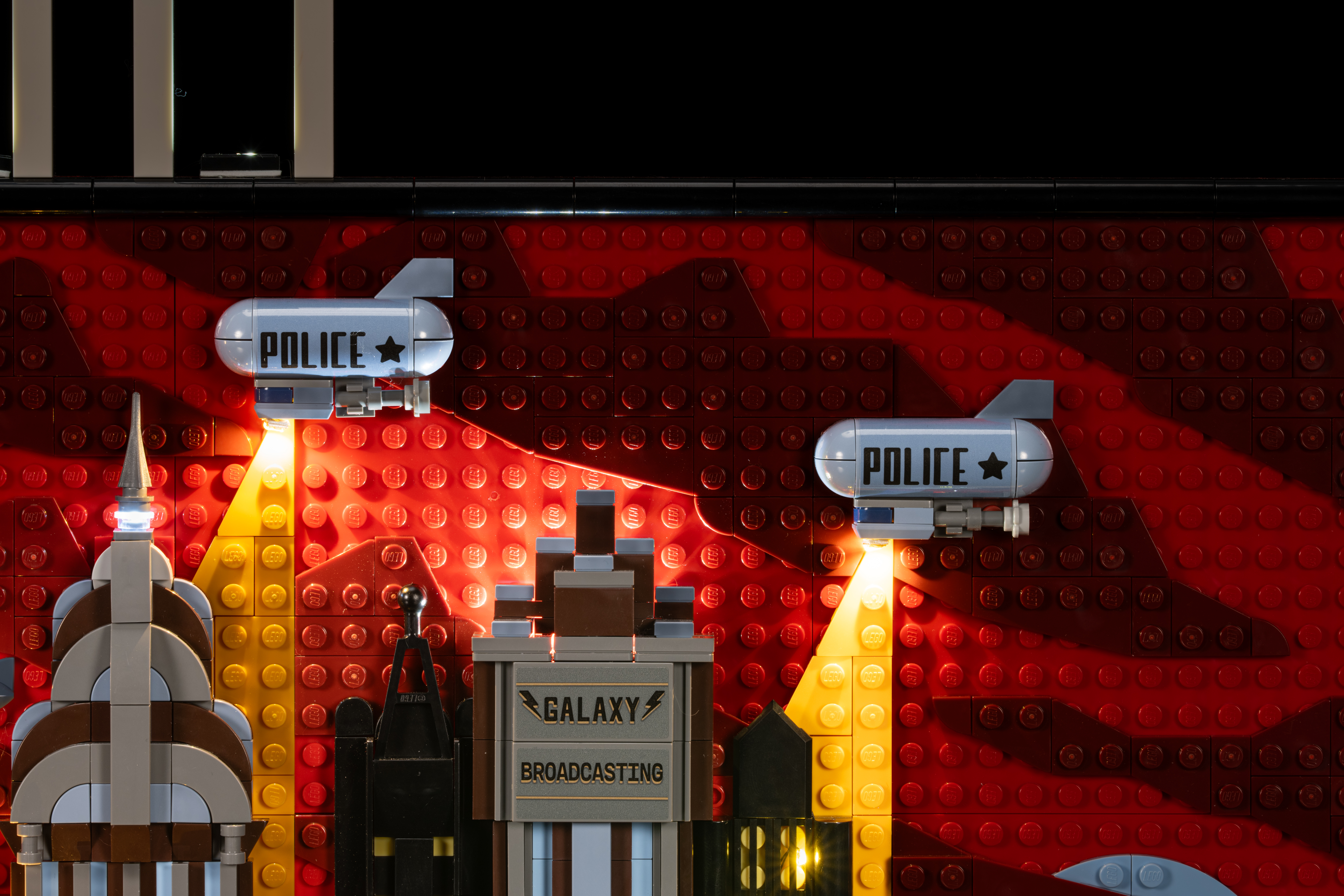 Lighting kits for Batman: The Animated Series Gotham City