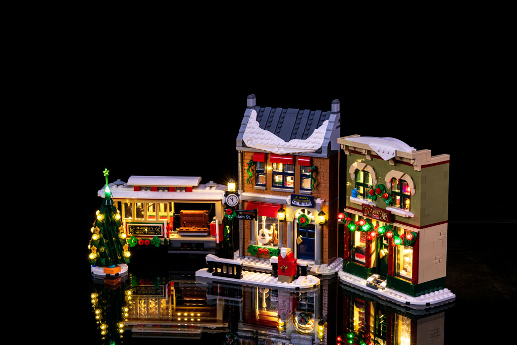 Holiday Main Street